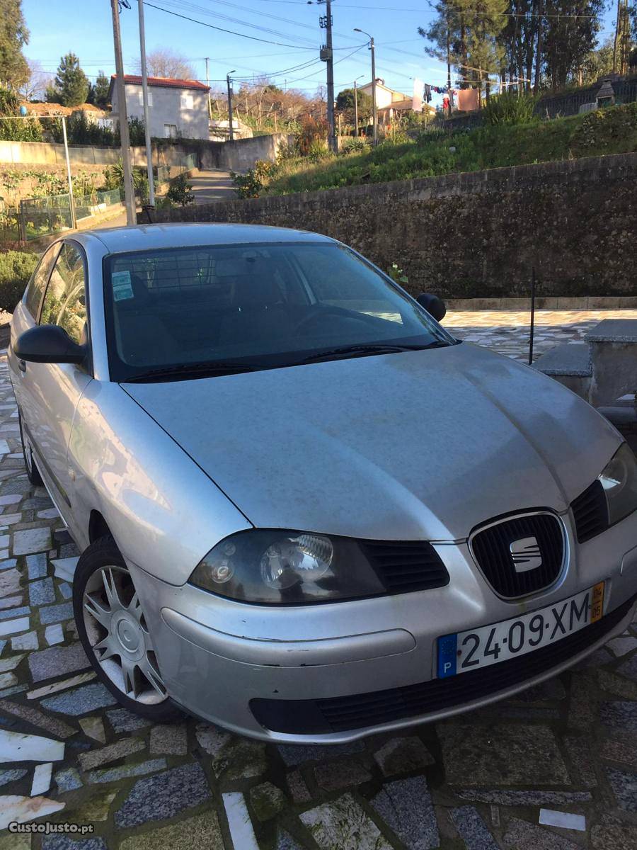 Seat Ibiza 1.4 Tdi Van Junho/04 - à venda - Comerciais /