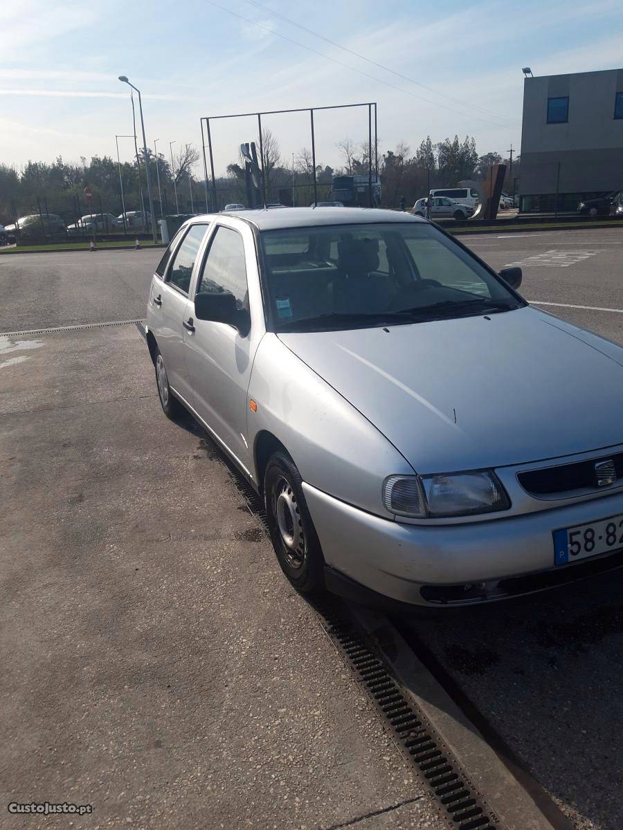 Seat Ibiza i Março/99 - à venda - Ligeiros