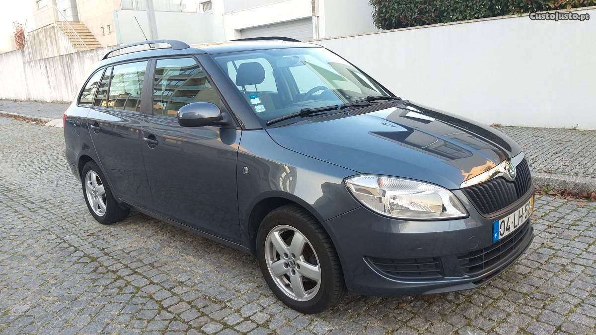 Skoda Fabia 1.2 TDI BREAK Janeiro/11 - à venda - Ligeiros