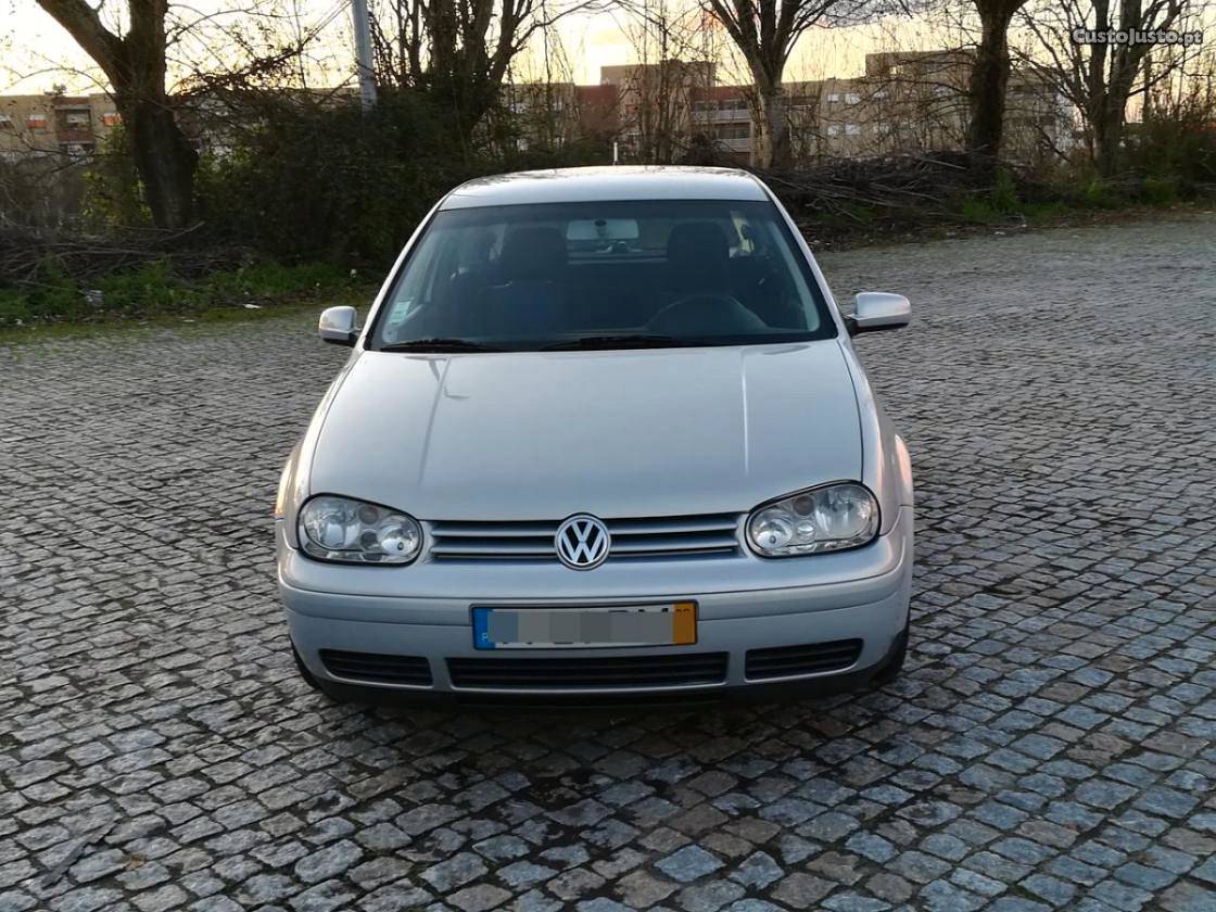 VW Golf 1.6 SR Abril/00 - à venda - Ligeiros Passageiros,