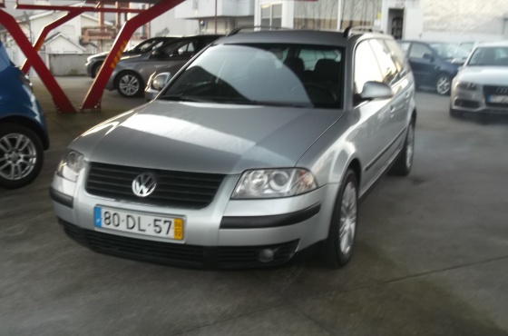 Vw Passat Variant 1.9 TDI CONFORTLINE 130 CV - Reino