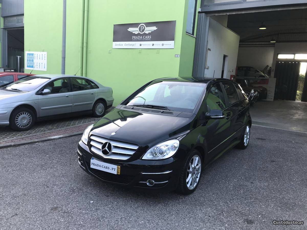 Mercedes-Benz B 180 CDI Aut. 109cv Sport Junho/10 - à venda