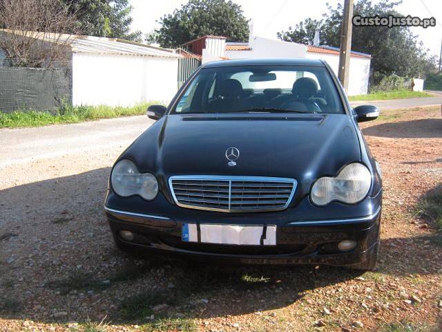 Mercedes-Benz C 220 C 220 CDI 5 LUGARES Dezembro/00 - à