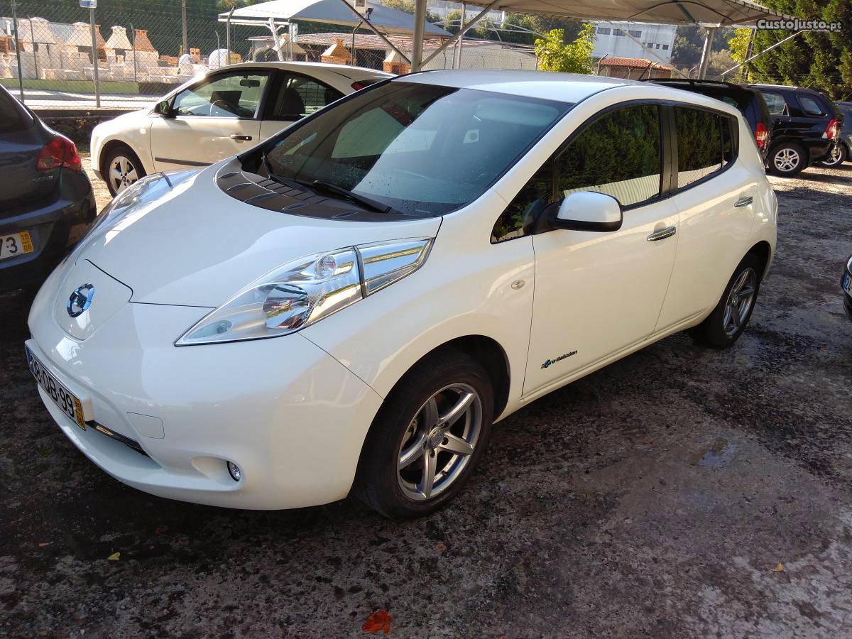 Nissan Leaf electrico 100% Junho/15 - à venda - Ligeiros