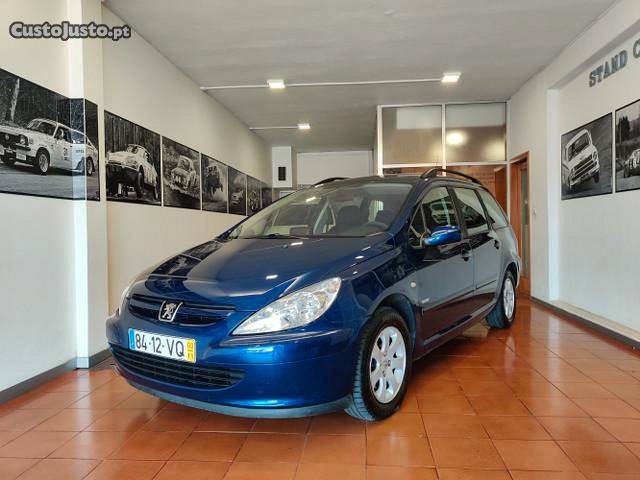 Peugeot 307 SW 1.6 NAVTECH Novembro/03 - à venda - Ligeiros