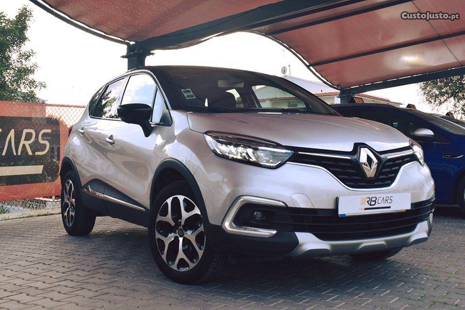 Renault Captur 0.9 Tce Exclusive Janeiro/18 - à venda -