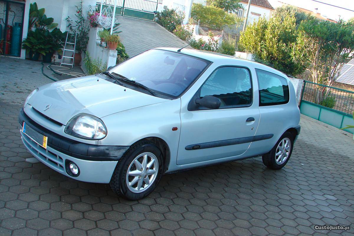 Renault Clio 1.9D Agosto/00 - à venda - Comerciais / Van,