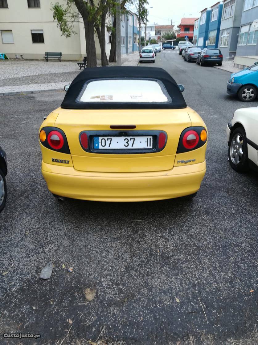 Renault Mégane 1.6 cabriolet Abril/97 - à venda -