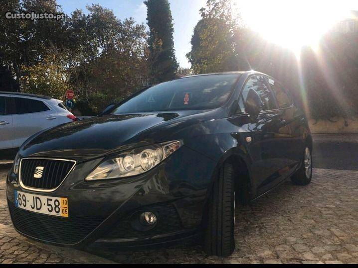 Seat Ibiza 1.4 Gasolina Sportcoupe Maio/10 - à venda -