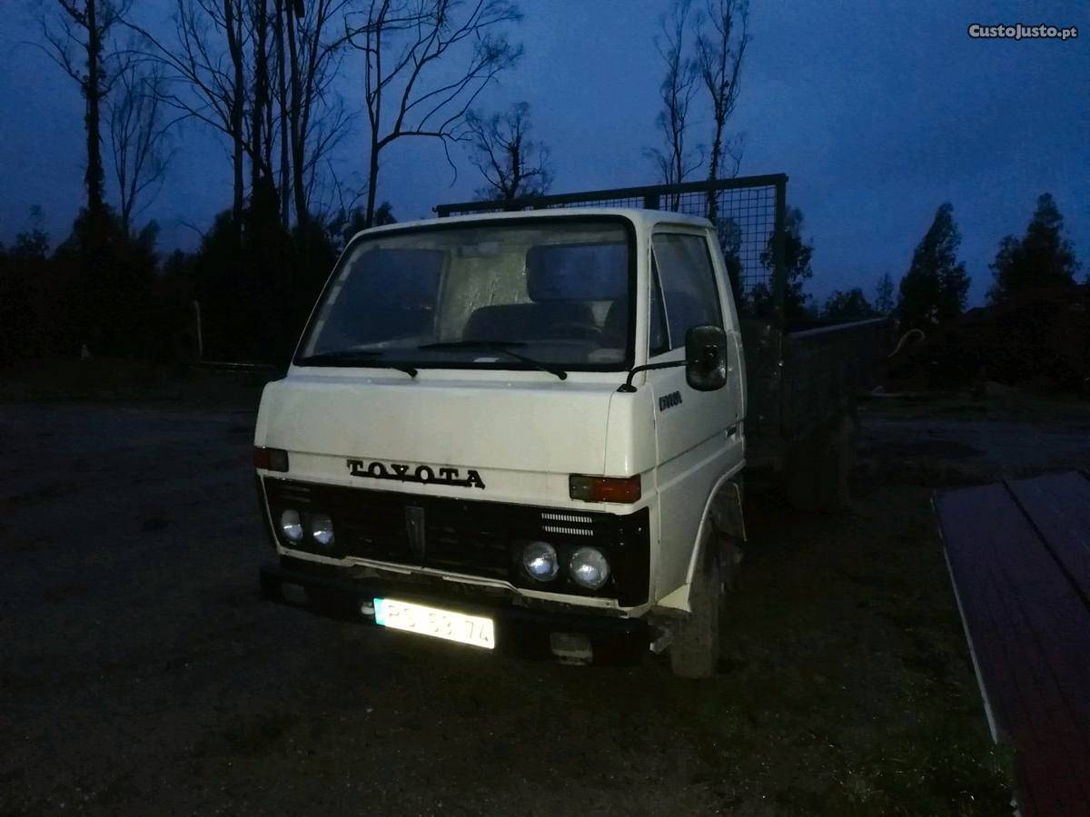 Toyota Dyna But 30 Setembro/88 - à venda - Pick-up/