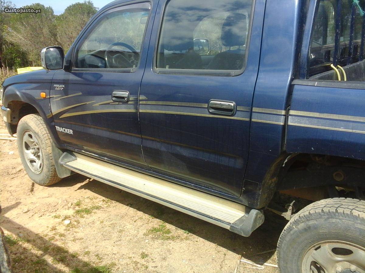 Toyota Hilux 2.4 TD 4x4 Novembro/98 - à venda - Ligeiros