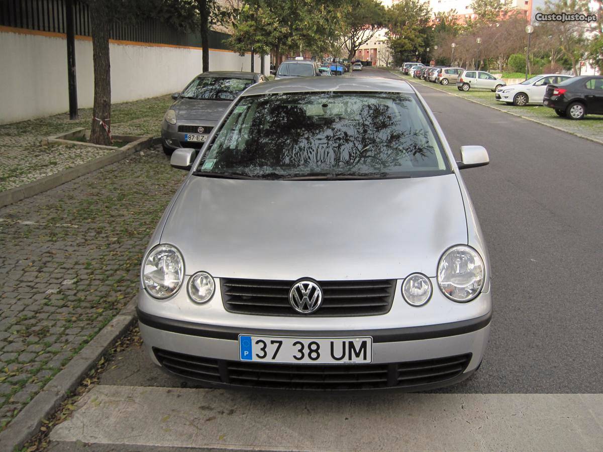 VW Polo 1.2 i 12 V 96 Mil km Dezembro/02 - à venda -