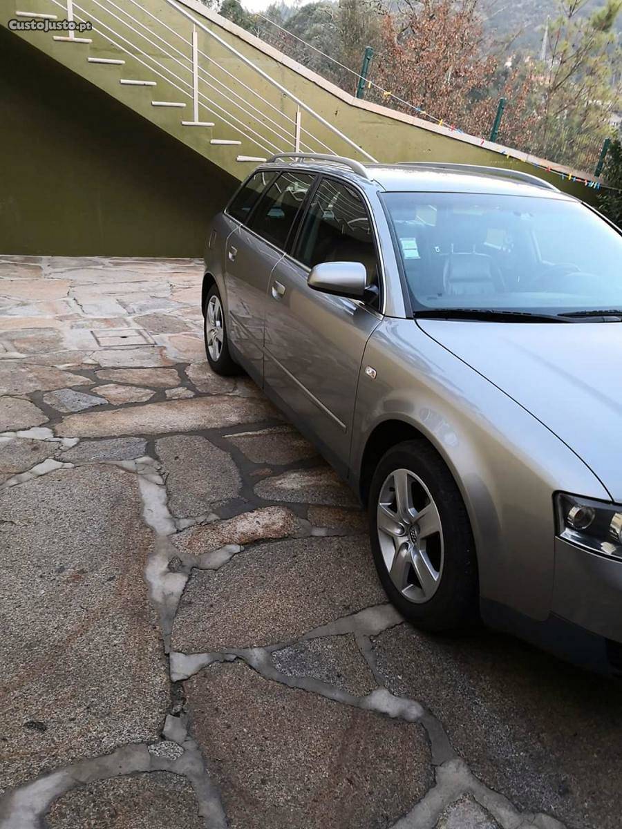 Audi A3 1.9tdi sport Maio/02 - à venda - Ligeiros