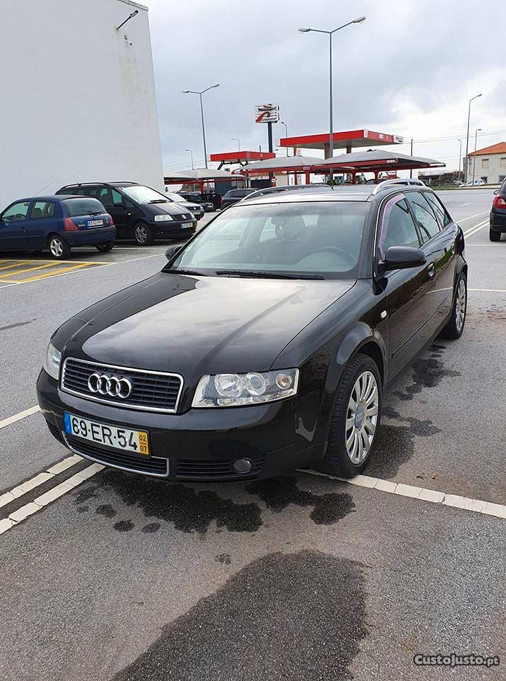 Audi A4 Avant Julho/02 - à venda - Ligeiros Passageiros,