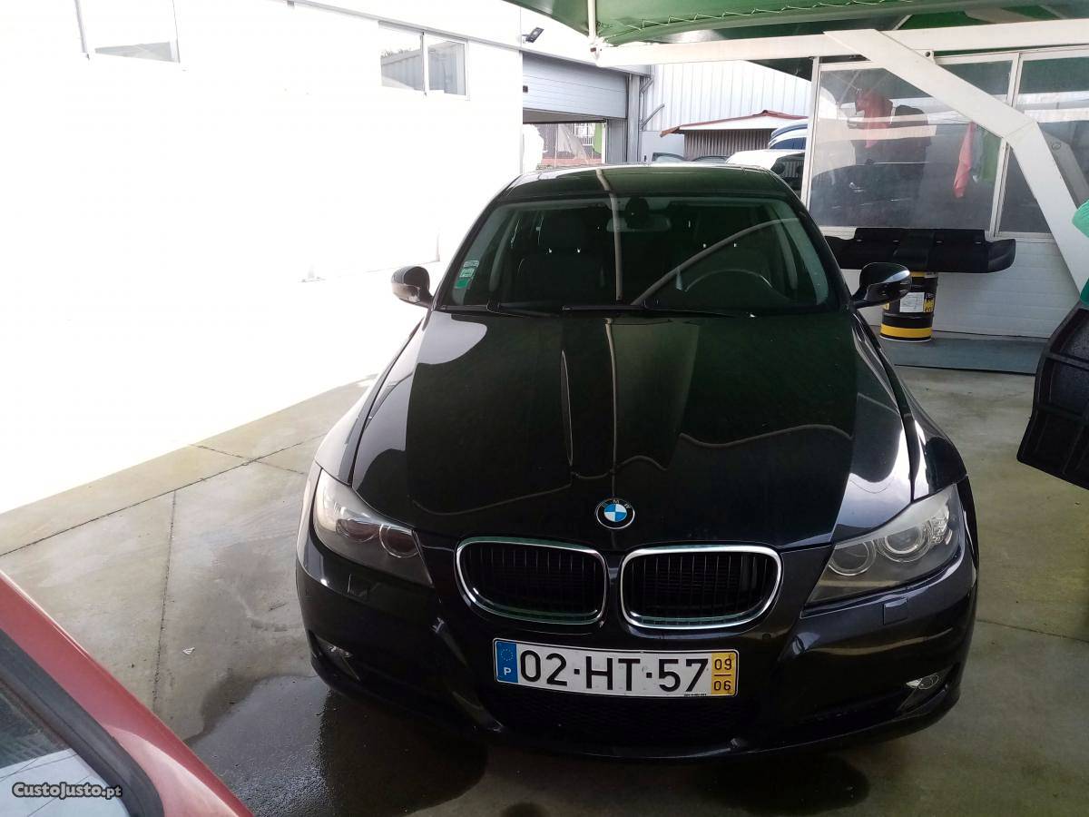 BMW 320 d Junho/09 - à venda - Ligeiros Passageiros, Leiria
