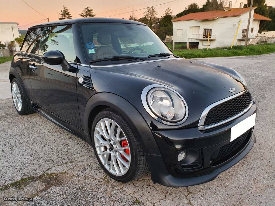 MINI Cooper 2.0D JCW AUTO NACIO Setembro/14 - à venda -