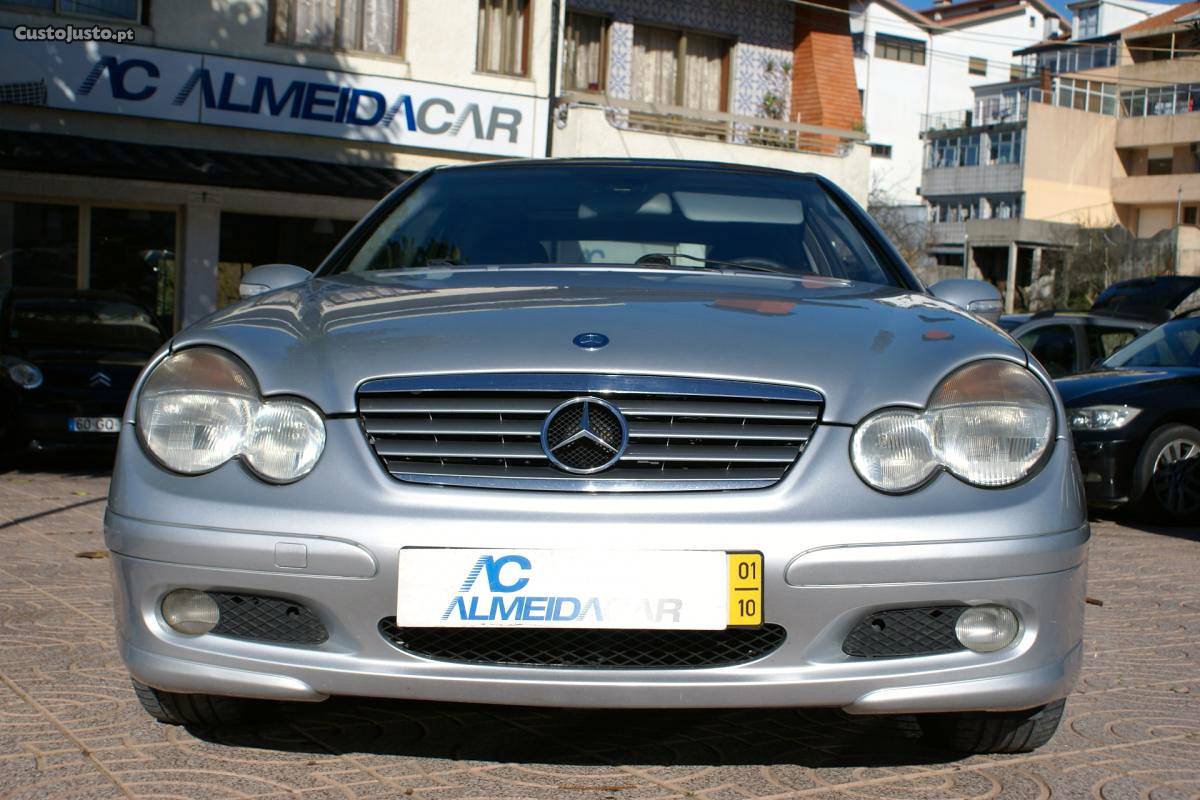 Mercedes-Benz C 220 CDI SportCoupé Outubro/01 - à venda -