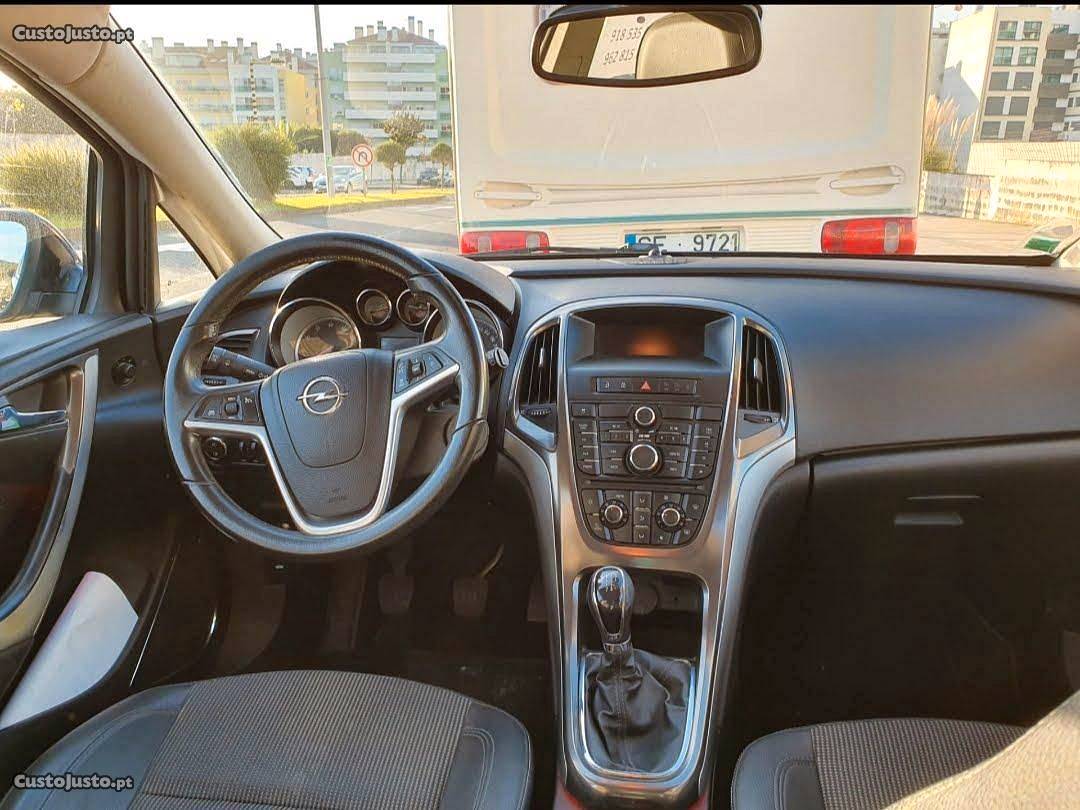 Opel Astra cv - Cosmo Julho/10 - à venda - Ligeiros
