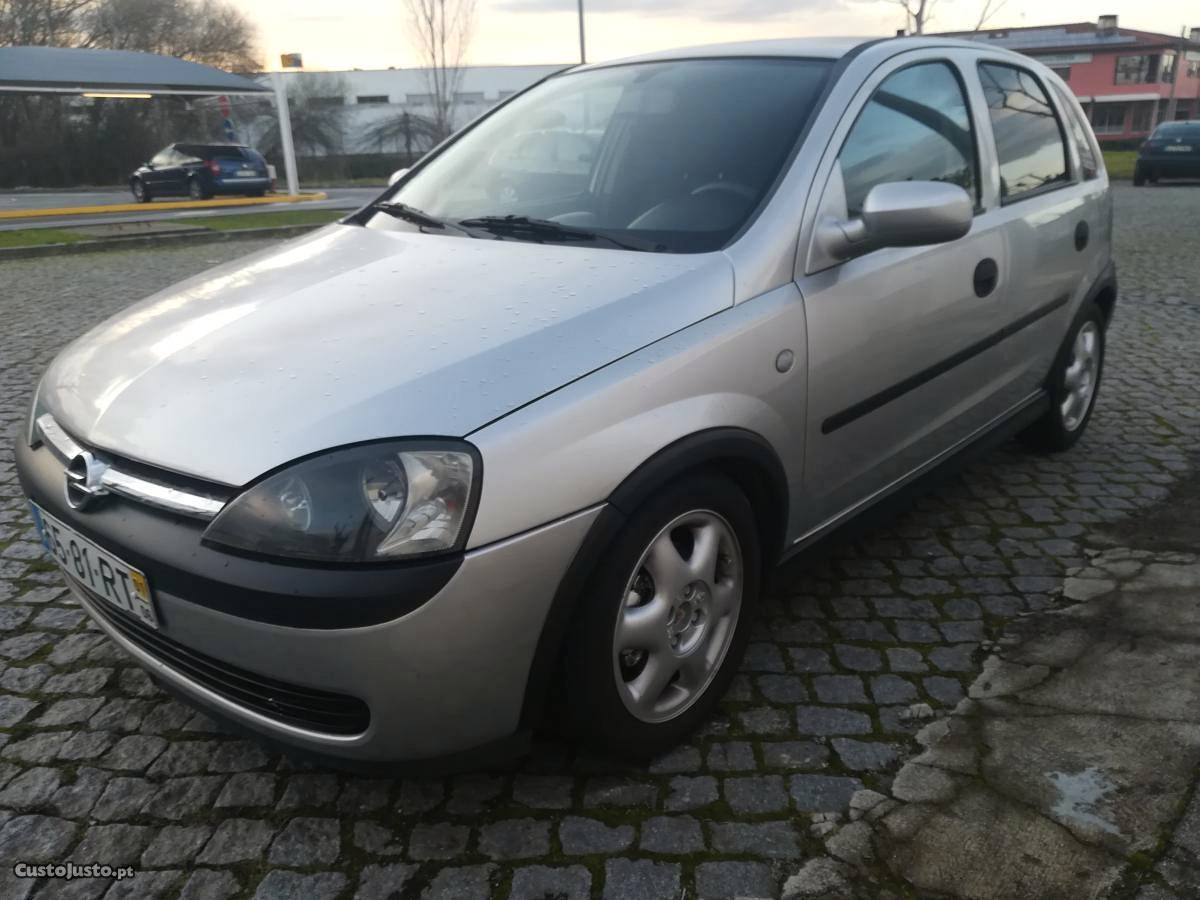 Opel Corsa 1.7 Dti isuzo Setembro/01 - à venda - Ligeiros