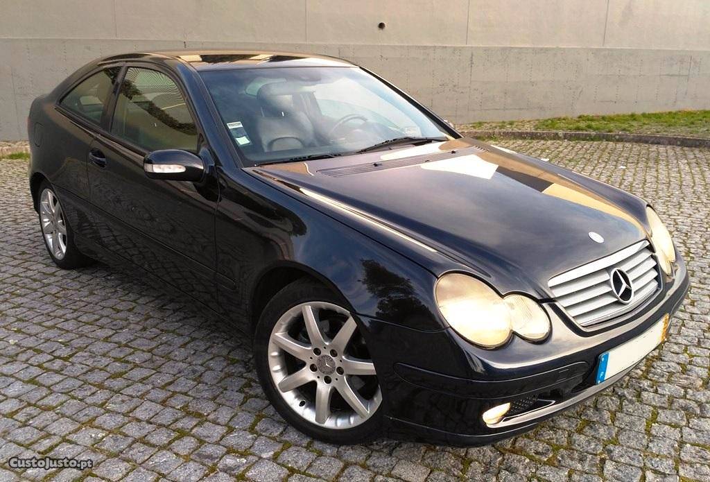 Mercedes-Benz C 220 Sportcoupé Nacional Outubro/02 - à