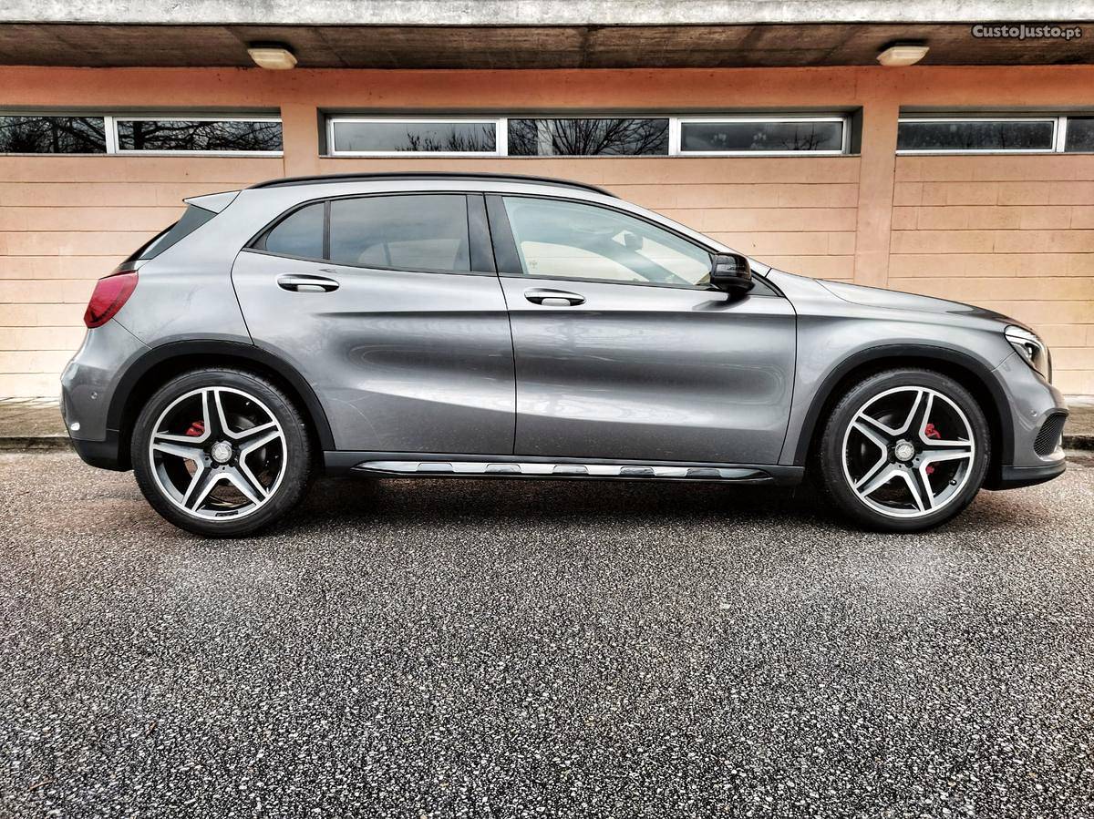 Mercedes-Benz GLA 200 AMG Janeiro/17 - à venda - Monovolume