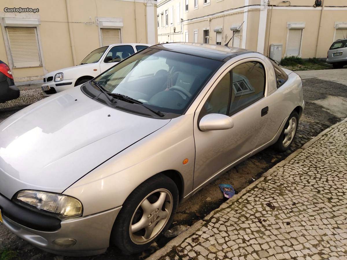 Opel Tigra V Março/98 - à venda - Ligeiros