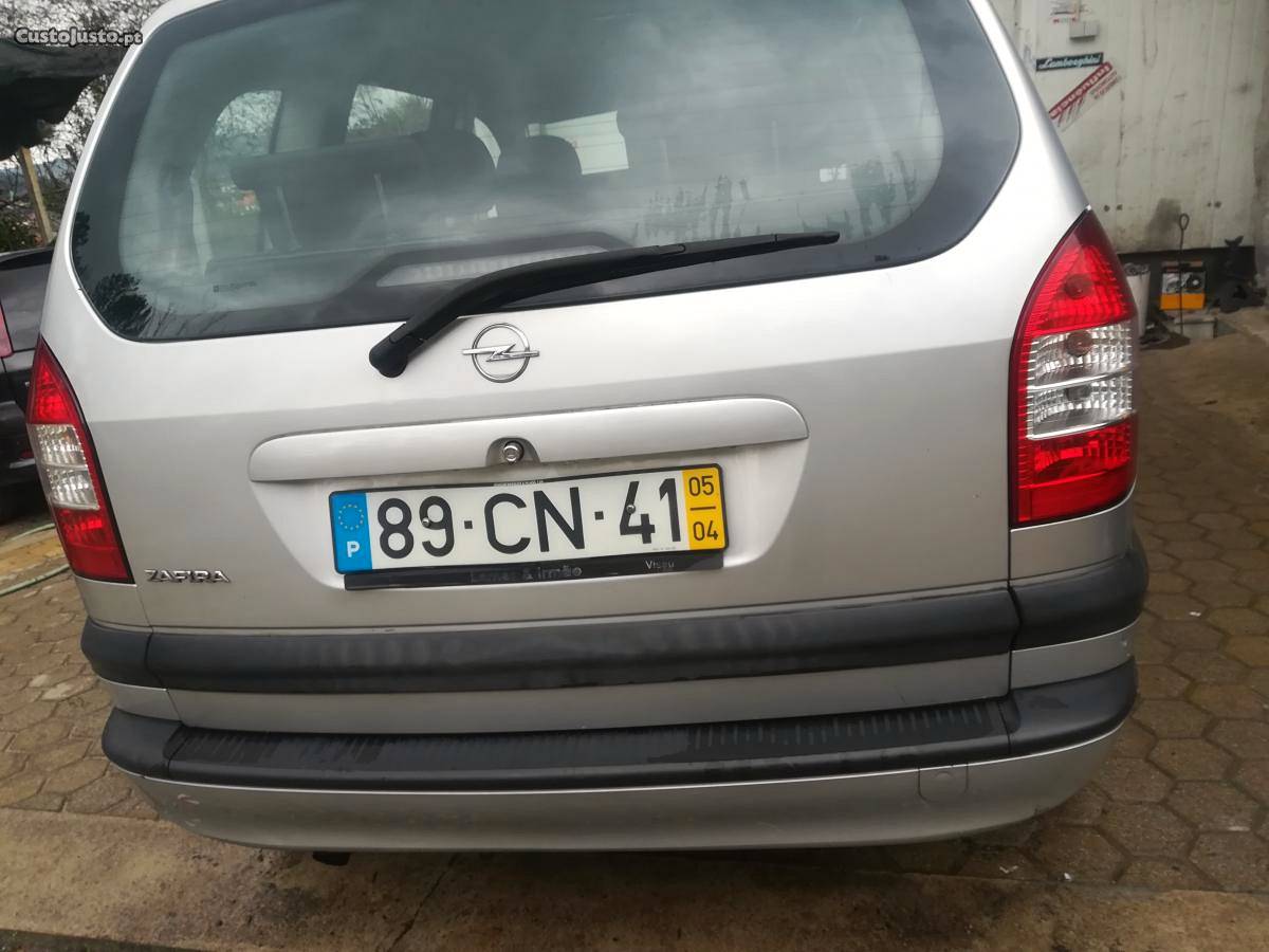 Opel Zafira 2.0.DTI 7 lugares AC Dezembro/05 - à venda -