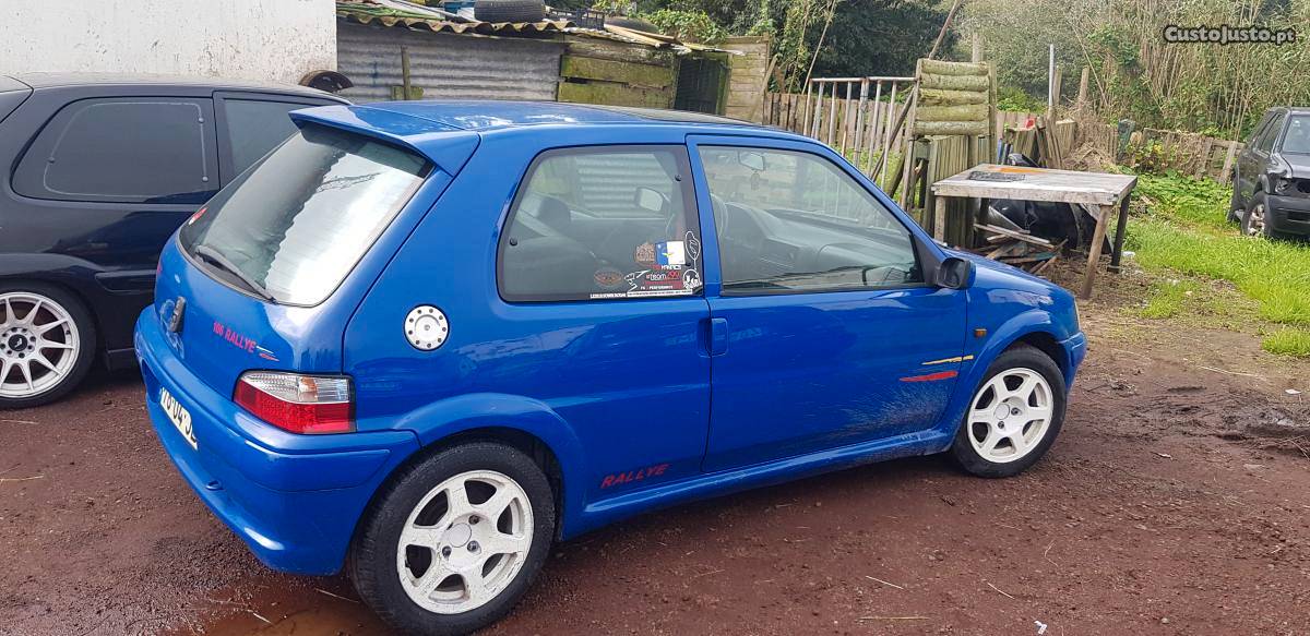 Peugeot 106 Desportivo Novembro/97 - à venda - Ligeiros