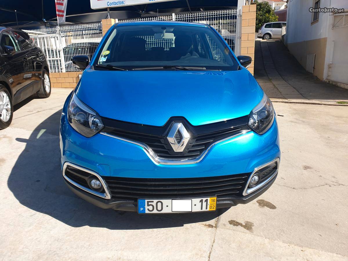 Renault Captur 1.5 DCI intence Maio/16 - à venda - Ligeiros