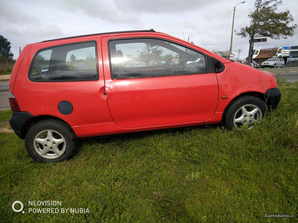 Renault Twingo 1.2 Outubro/97 - à venda - Ligeiros