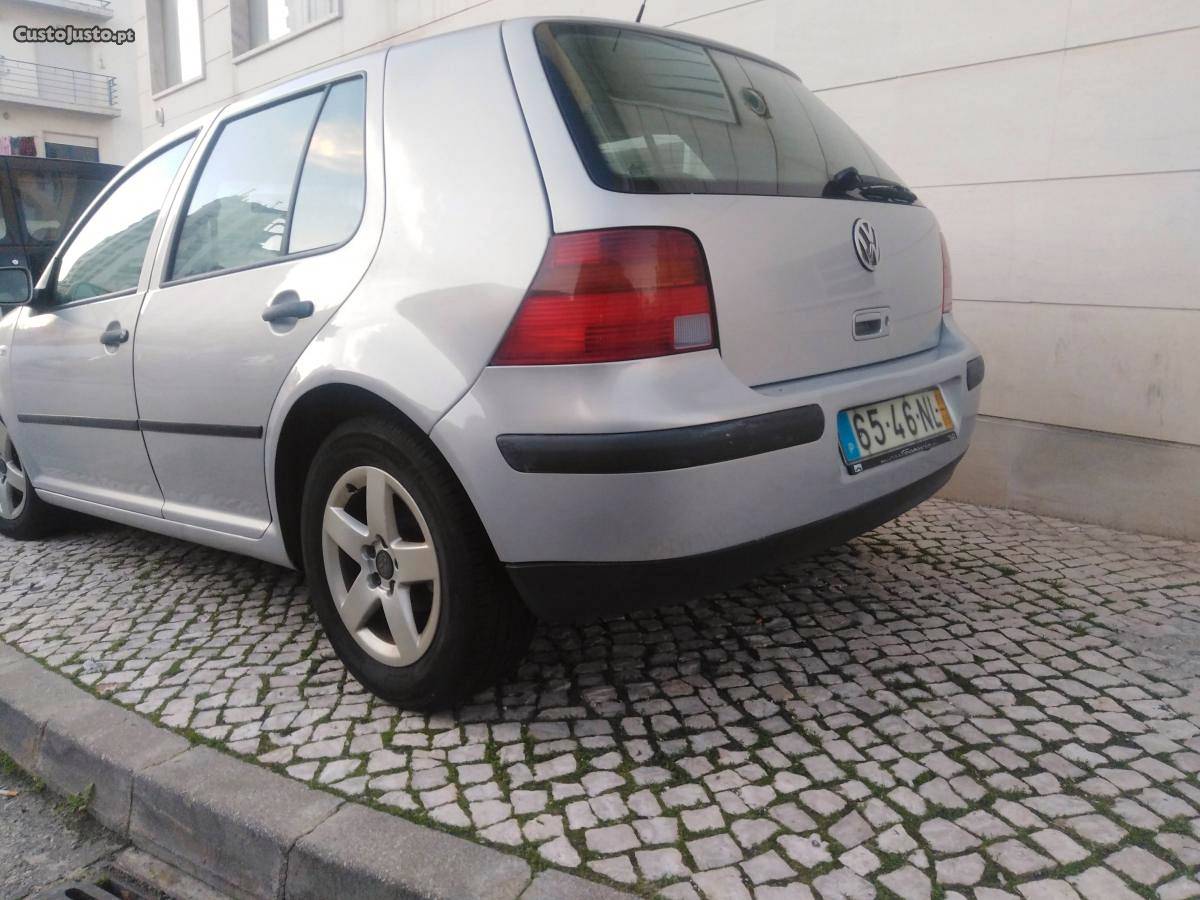 VW Golf v Junho/99 - à venda - Ligeiros Passageiros,