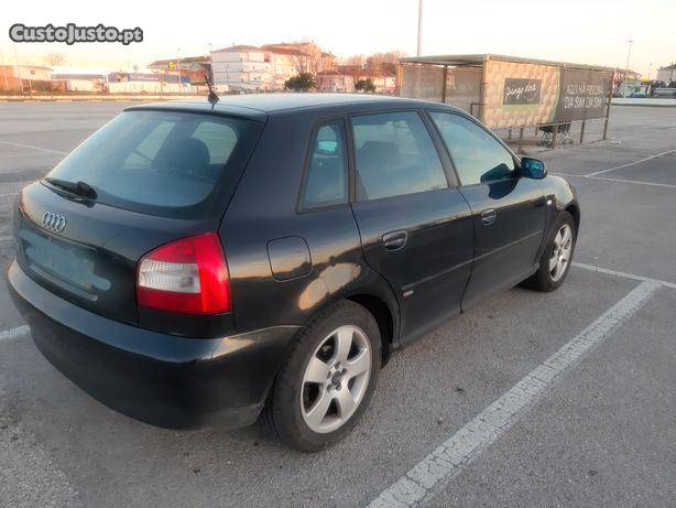 Audi A3 1.6 sport Novembro/00 - à venda - Ligeiros