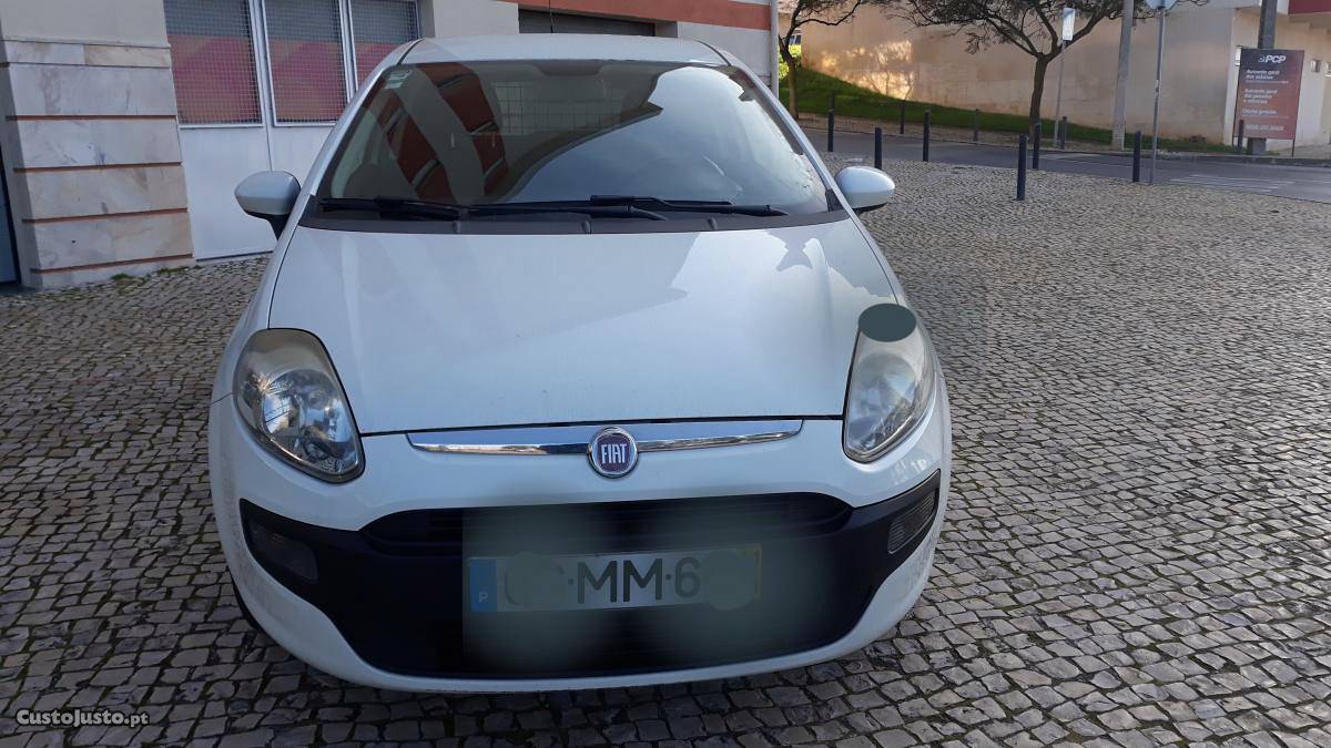 Fiat Grande Punto 1.3 Multiject Evo Novembro/11 - à venda -