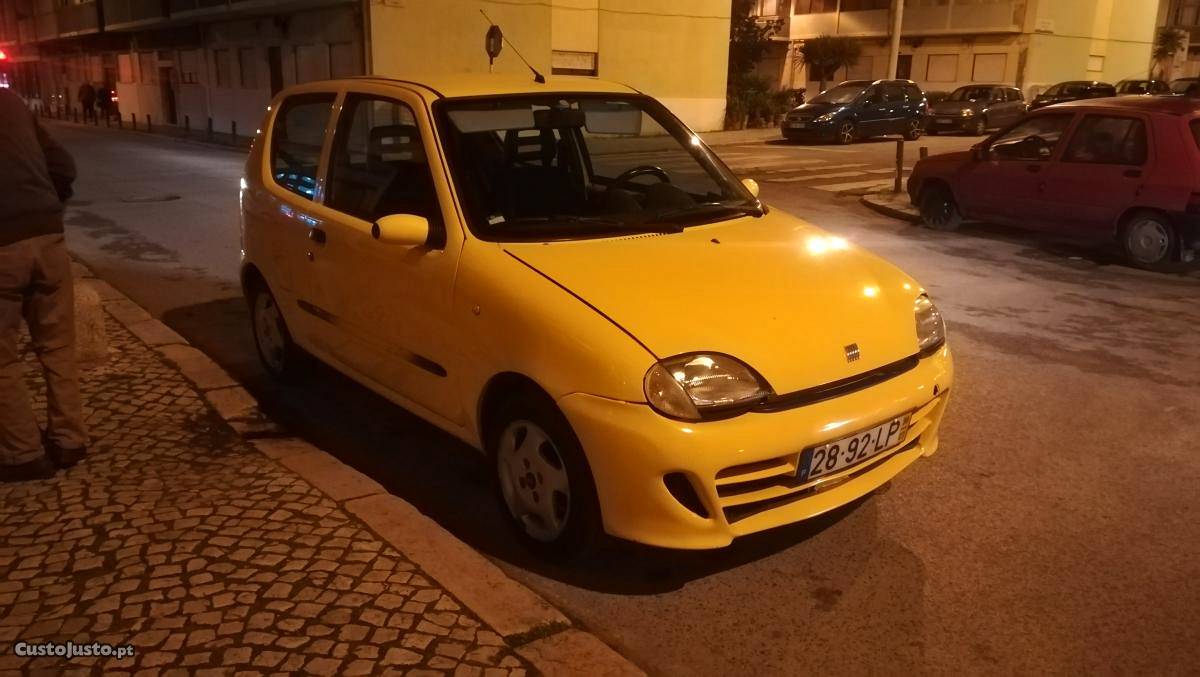 Fiat Seicento Sport amarelo Novembro/98 - à venda -