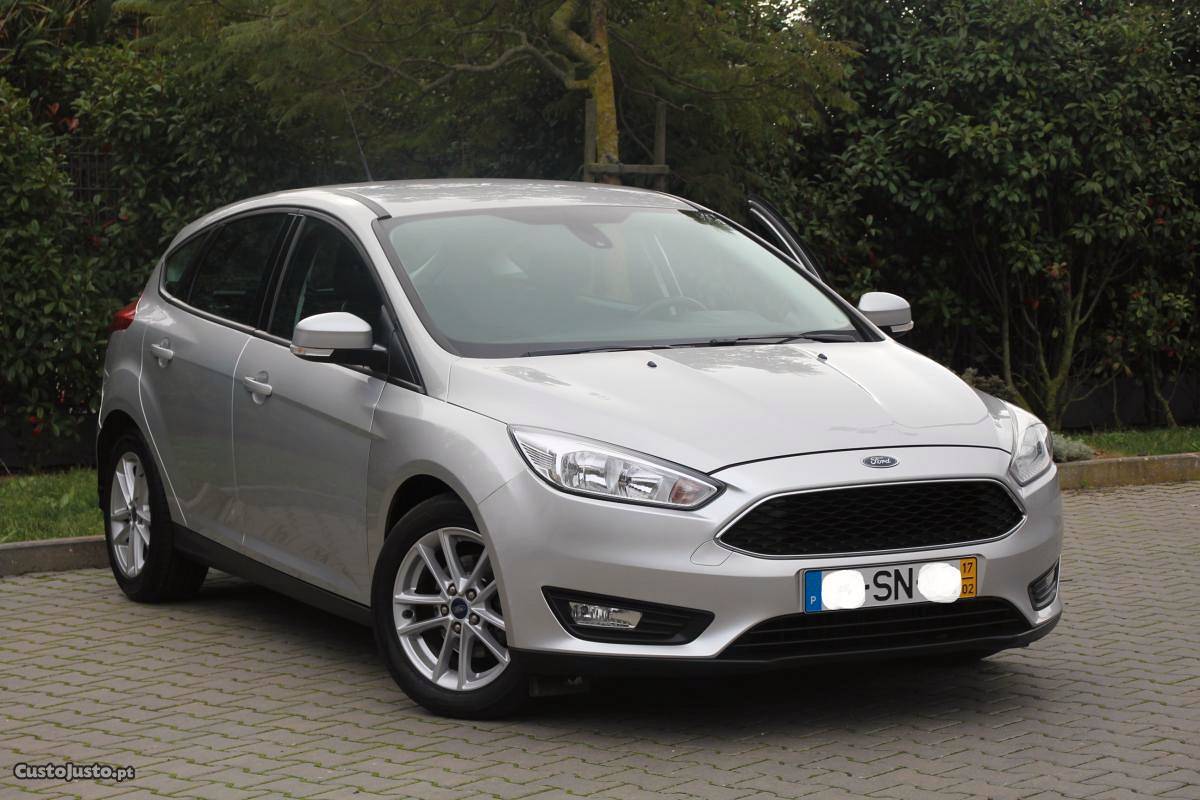 Ford Focus 1.5 TDCI TREND Fevereiro/17 - à venda - Ligeiros