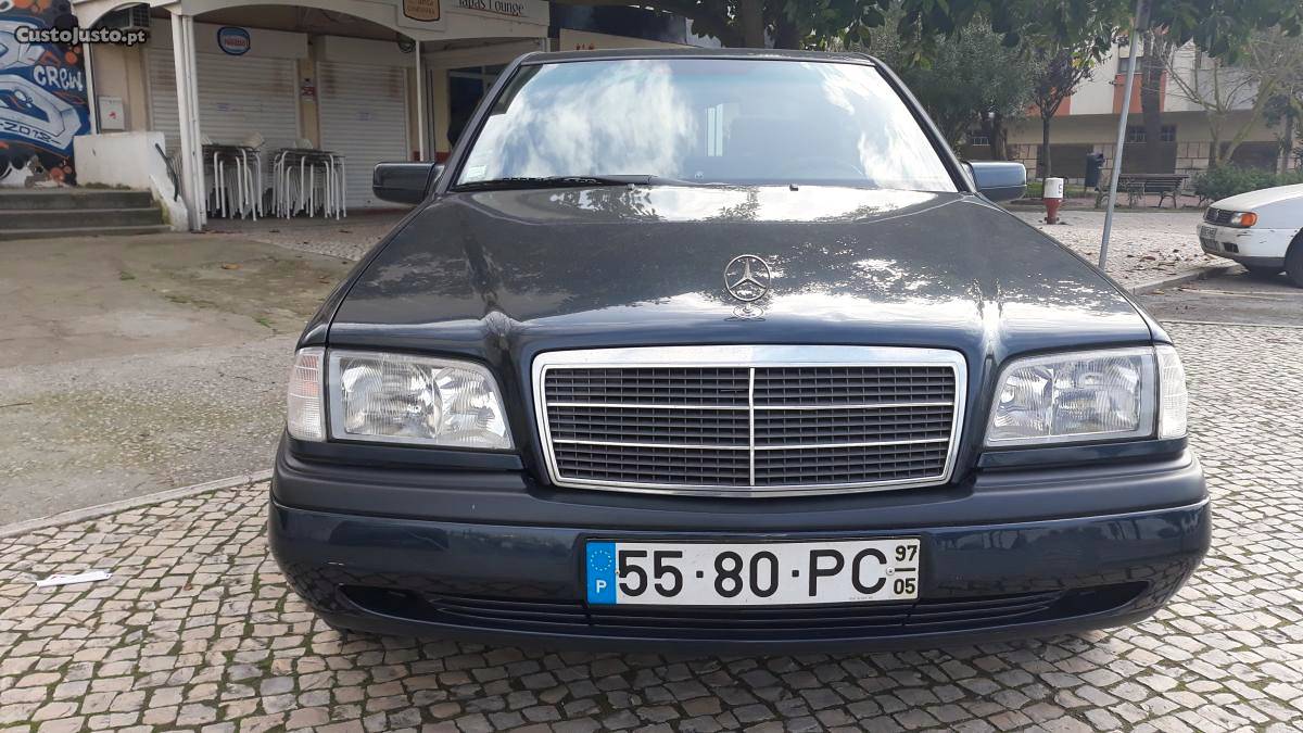 Mercedes-Benz C 220 Classic Junho/97 - à venda - Ligeiros