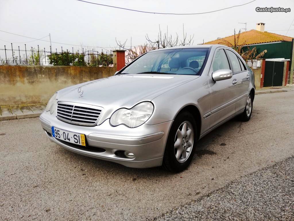 Mercedes-Benz C  CDI NACIONAL Setembro/01 - à venda