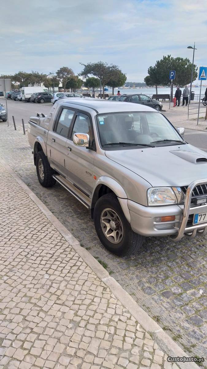 Mitsubishi L200 Stracar Julho/00 - à venda - Pick-up/