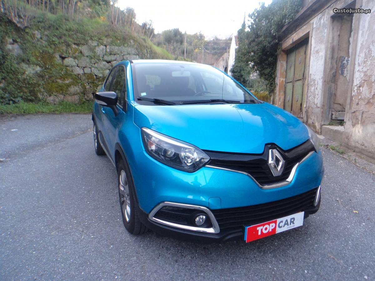 Renault Captur 1.5 DCi Junho/14 - à venda - Ligeiros