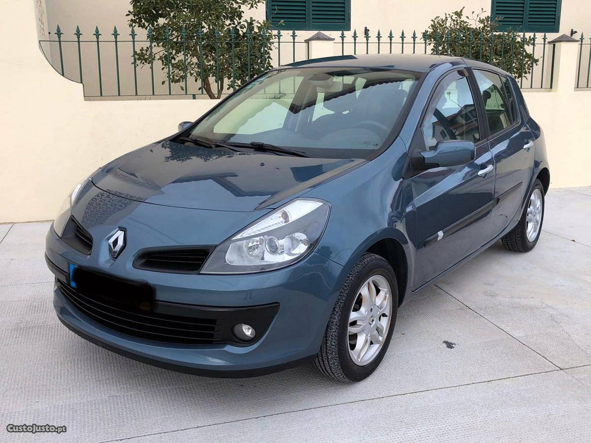 Renault Clio 1.2 Dynamic Abril/06 - à venda - Ligeiros