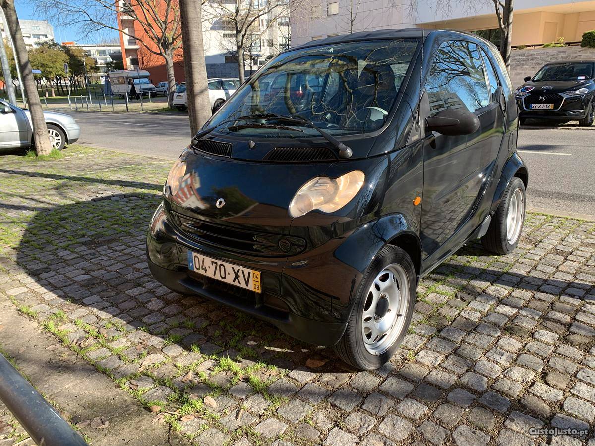 Smart ForTwo Gasolina Agosto/04 - à venda - Ligeiros