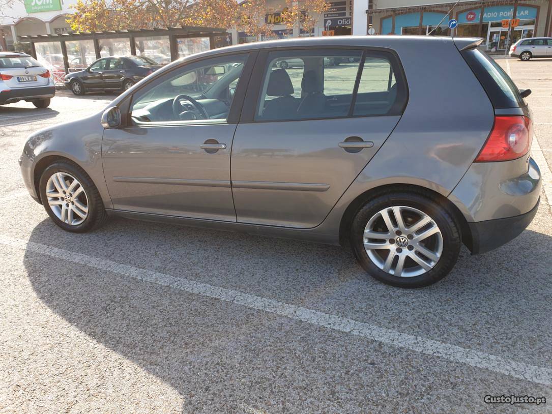 VW Golf Bluemotion Março/08 - à venda - Ligeiros