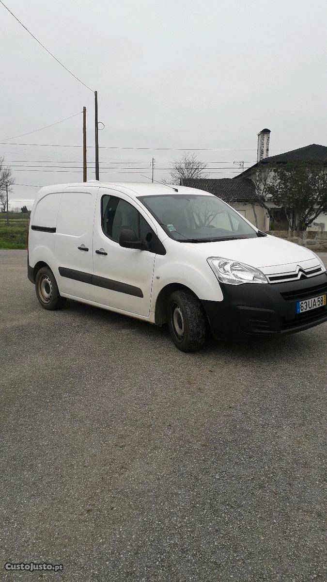 Citroën Berlingo berlingo Dezembro/17 - à venda -