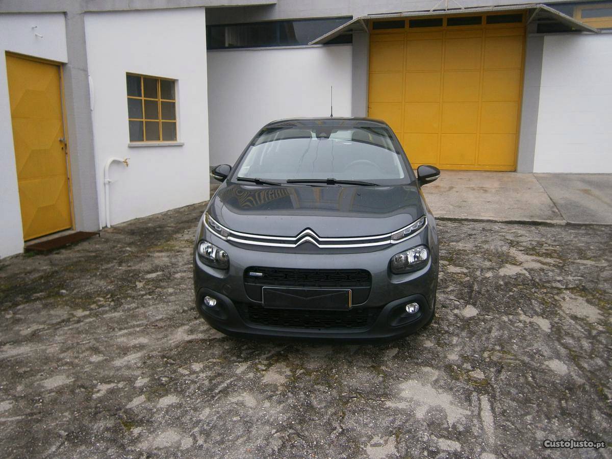 Citroën C3 PURETECH 18 MIL KM Fevereiro/17 - à venda -