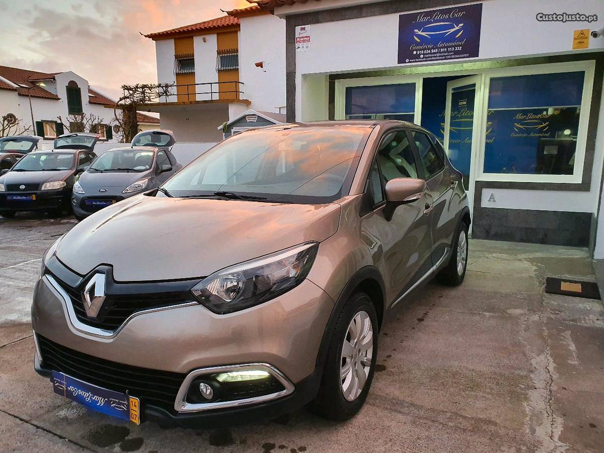 Renault Captur 0.9 Tce Limited Julho/14 - à venda -