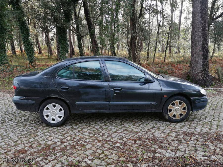 Renault Mégane 1.6e Classic Março/97 - à venda - Ligeiros