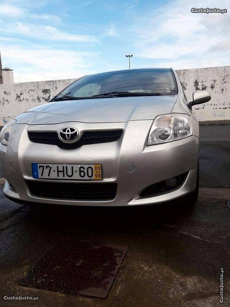 Toyota Auris D4D 1.4 negociável Junho/09 - à venda -