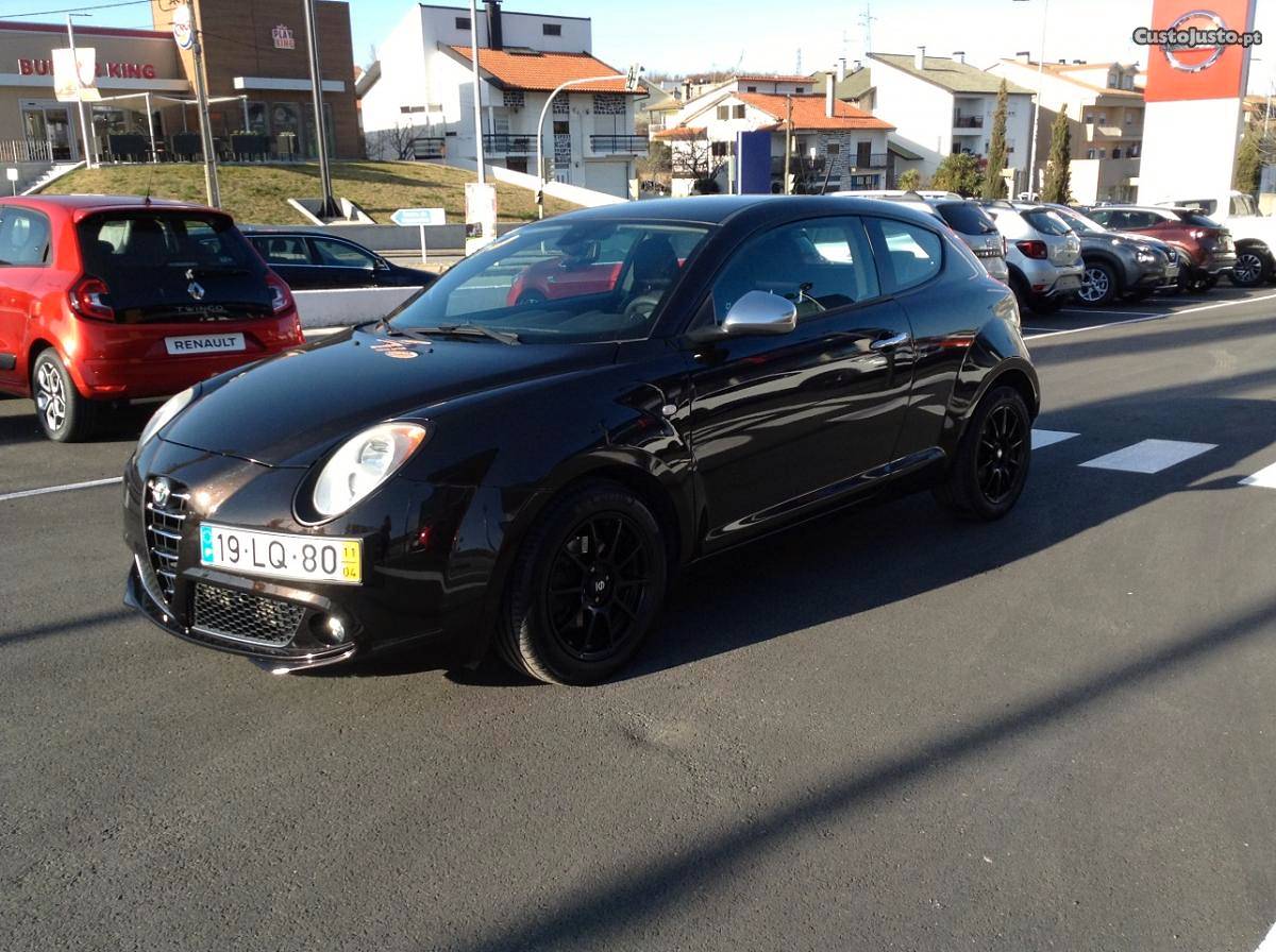 Alfa Romeo Mito Nacional Março/11 - à venda - Ligeiros