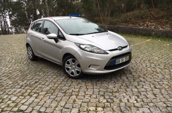 Ford Fiesta 1.2 Trend - Carlos & Manuel Dias Lda