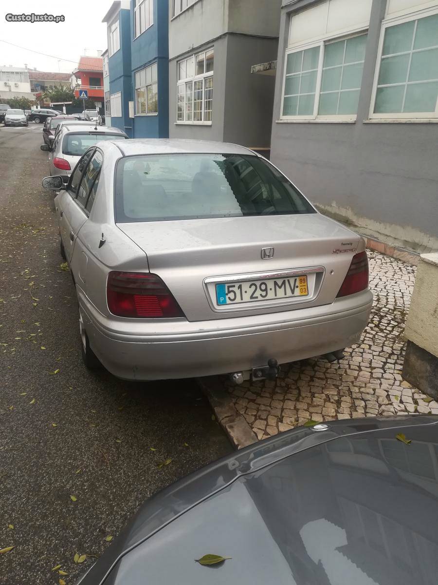 Honda Accord 1.8 Março/99 - à venda - Ligeiros